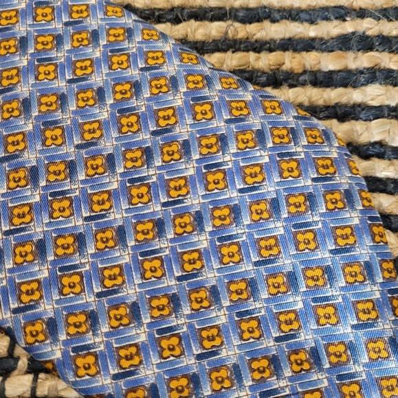 J. CREW FLORAL NECK TIE - Picture 3 of 3